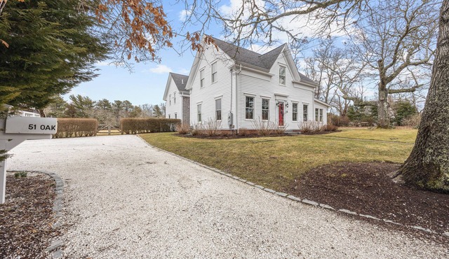 NEW! Spacious 5 bedroom Estate with Heated Pool in Beautiful Harwich