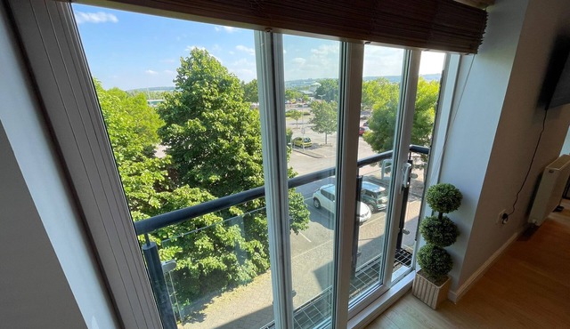 Newly Refurbished 2 Bedroom Apartment in Weston-Super-Mare, North Somerset