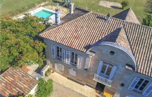 Nice Home In Saint-Christoly-De-Bla