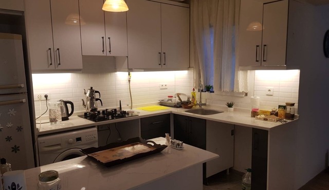 Perfectly clean & spacious in Konak city center. 5 to 8 mins to tram & subway