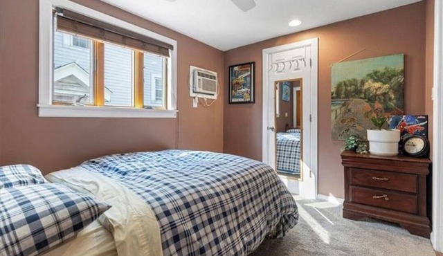 Pleasant 2 Bedroom Getaway in Avalon, PA