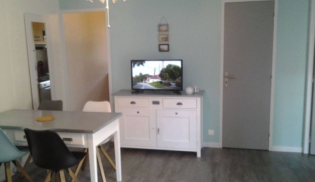 Pleasant Maisonnette 2/4 pers in residence with swimming pool.