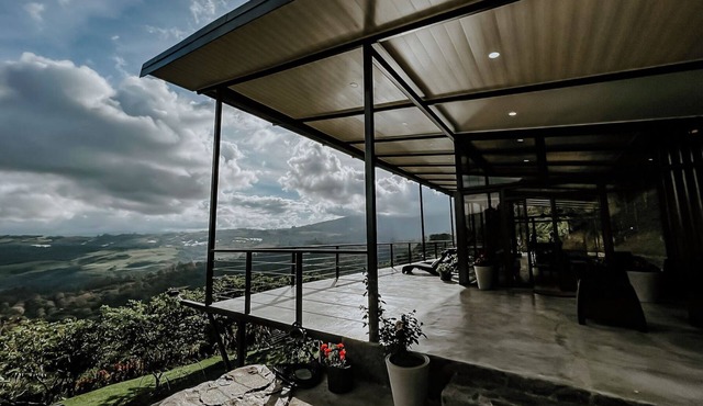 Private Mountain House with Stunning Views, Pool, Waterfall. Adventures and Rest