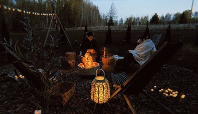 Romantic Forest Cottage near Lake Sauna, Firepit & Cozy Scandinavian Design