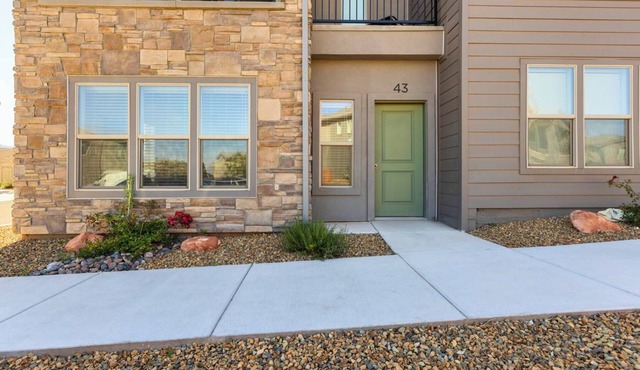 Snow Canyon Escape* Extended Stays *Pool, hot tub