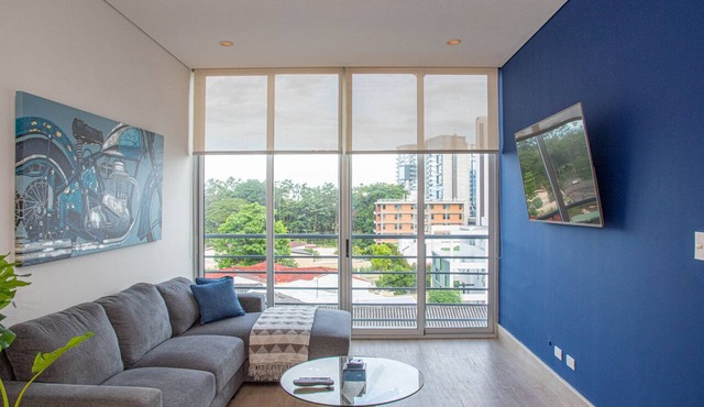 Spacious 2BR with Gym, Parking & 24 7 Security in Rohrmoser