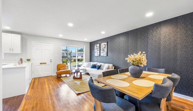 Spacious & Easy Alexandria Group Stay, Mins to DC