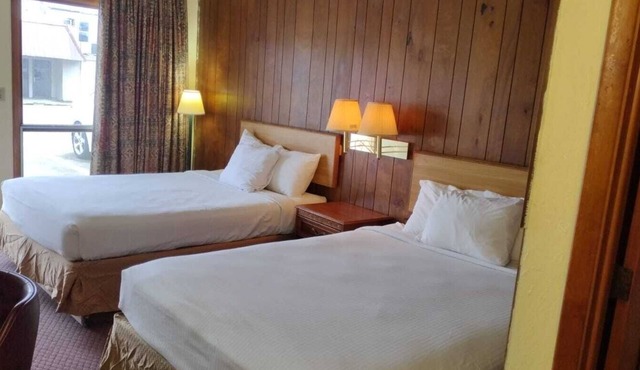 Stones Motel