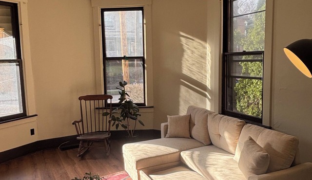 Studio Apartment Near Downtown & Draft – Free Parking