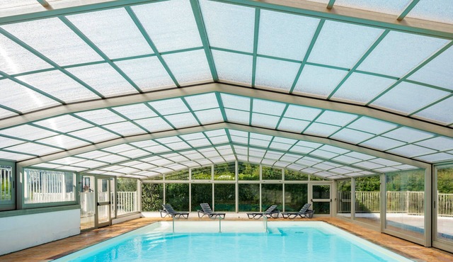 The Little House 'Ortalon - Hasparren' with Shared Pool, Wi-Fi, and Air Conditioning