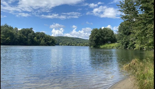 Tranquil NH Cabin on Connecticut River