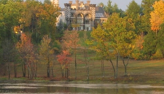 Unique Luxurious Gothic Castle, gorgeous views of lake/mountain 500 acre estate!