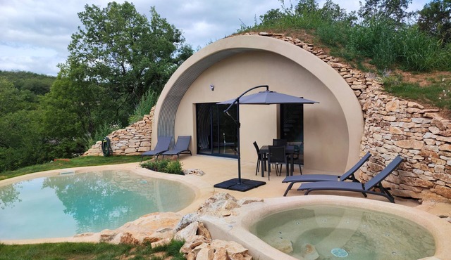 V.i.p Refuge