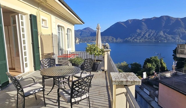 Vacation apartment/studio on Lake Maggiore with two terraces