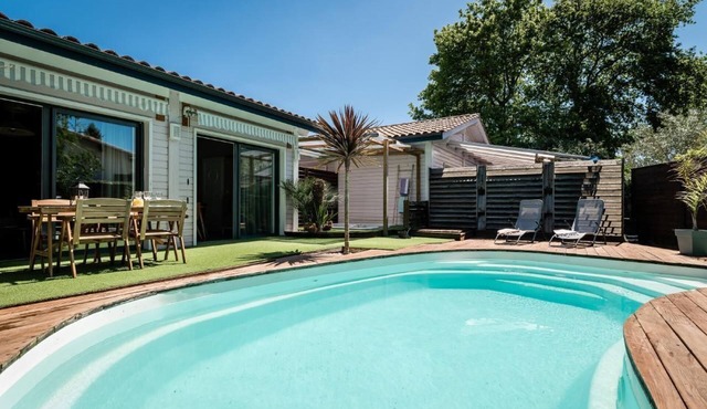 Villa Eden Bleu - South facing villa with heated pool and private jacuzzi