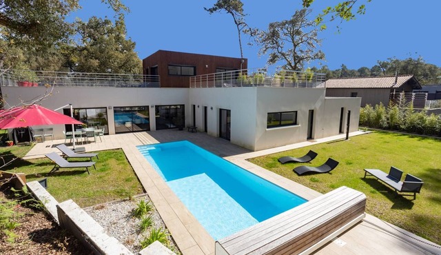 VILLA TETIAROA with heated pool 200 m from Hossegor lake