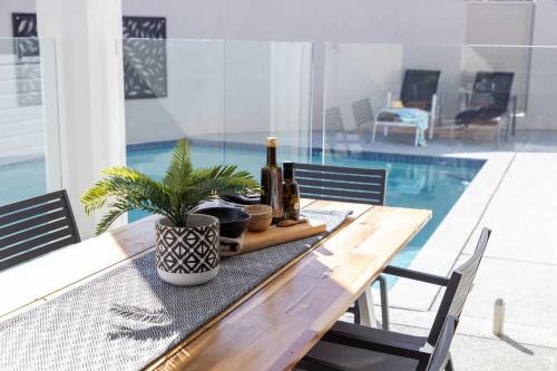 Waves Beach House