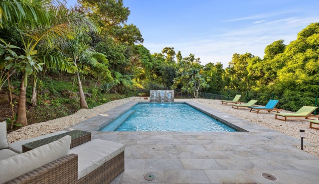 ZEN HOUSE, MOUNTAIN estate, gorgeous private setting, Pool! NEW LISTING!