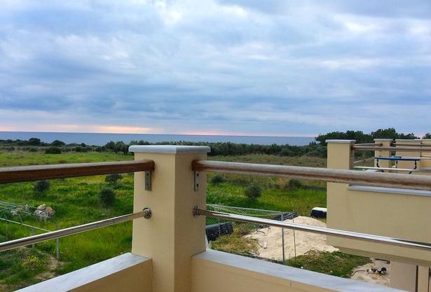 Alekos Beach Houses-Angelo
