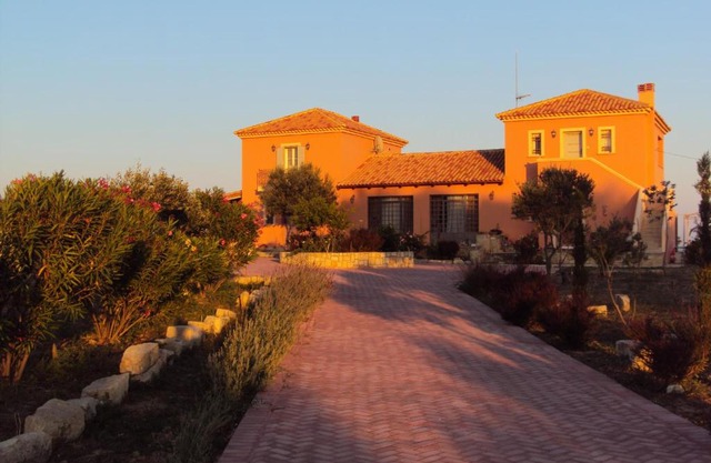 Alekos Beach Houses-Natura Verde