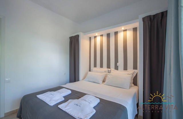 Alterra Vita Apartments: Apartment with Sea View (sleeps 4)