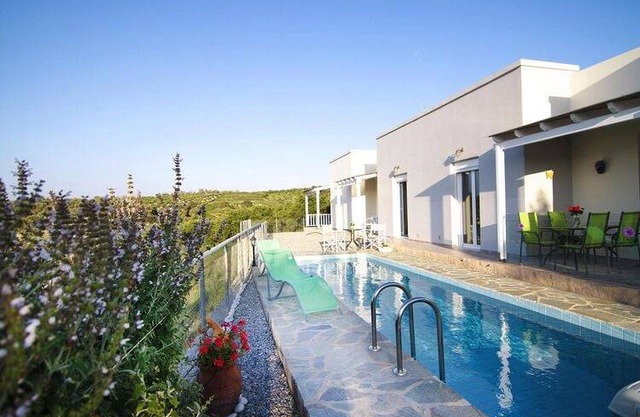 Apartment, Agia Triada