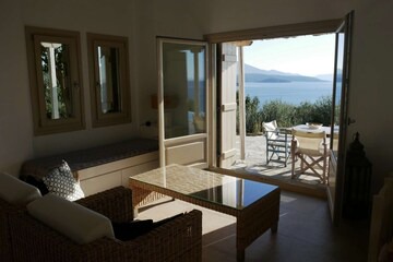 Apartment No. 2 # for 3 adults or 2 adults + 2 children - panorama sea view