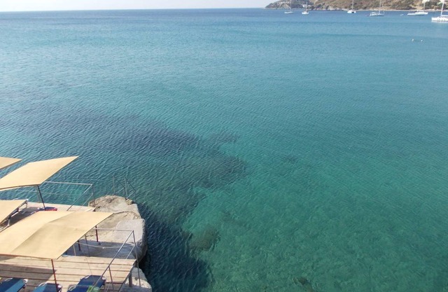 Argo Beachfront Haven - Aegina Seaside Stays
