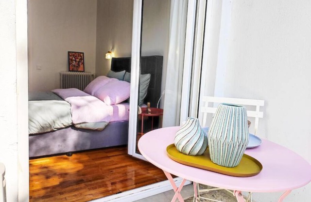As ✓Two bedroom apartment in thissio