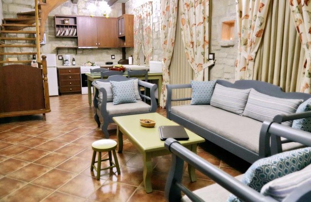 Asion Lithos - Traditional Villa