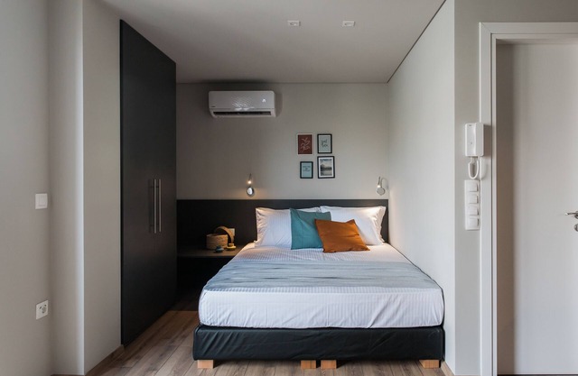 Dashing 1BR Apartment at WYZ Athens