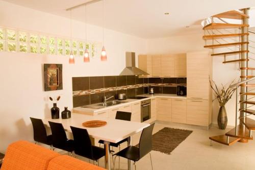 Executive Rhodes Villa 4 Bedroom 4 Bathroom Bd Villa Pefkos