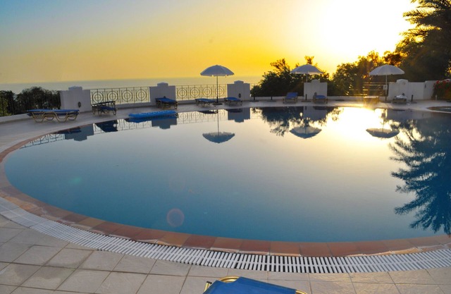 Holiday Apartments Maria with pool and Amazing view - Agios Gordios Beach