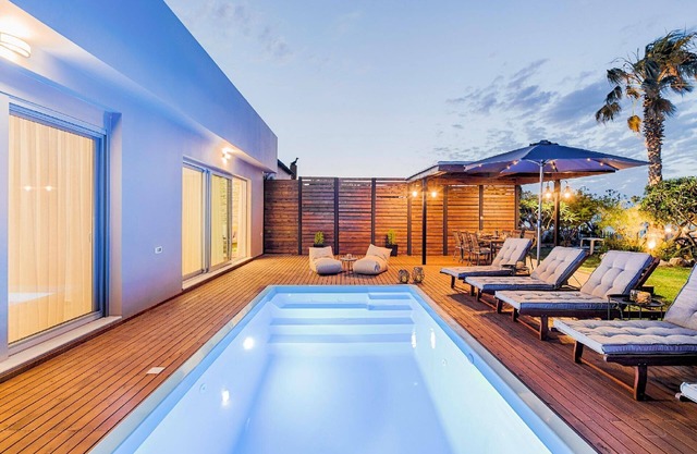 Holiday house Ialysos for 1 - 8 persons with 4 bedrooms - Holiday house