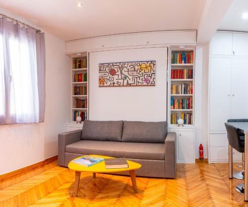 Martin's Akropolis Studio