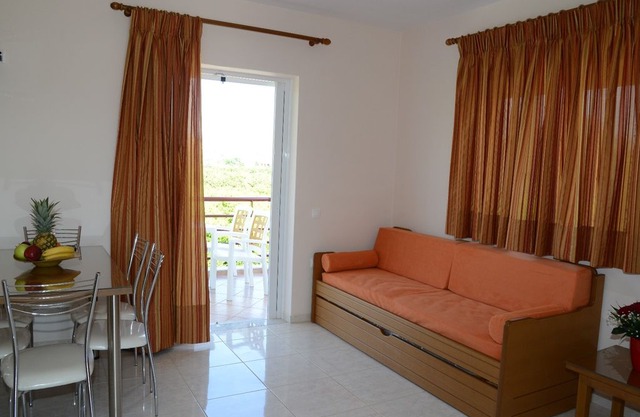 No5 Two - Bedroom Apartment for 4 people