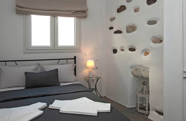 Portes View Traditional House