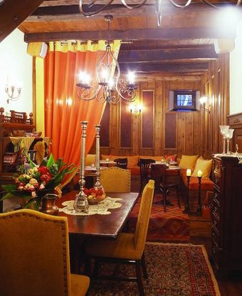 Santikos Mansion