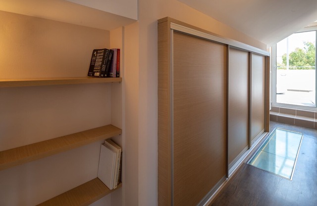 SOLON - DELUXE CITY CENTER APARTMENT