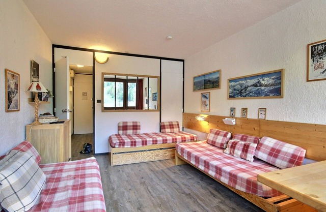 Studio 3 pers., slope view, ski-in/ski-out, balcony