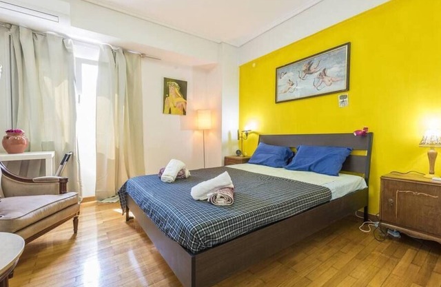 Stylish & cozy apt in Exarchia