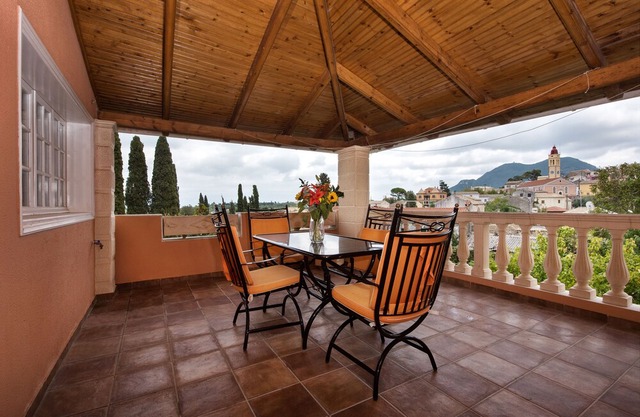 The Old Mansion | 3 Bedroom Apartment