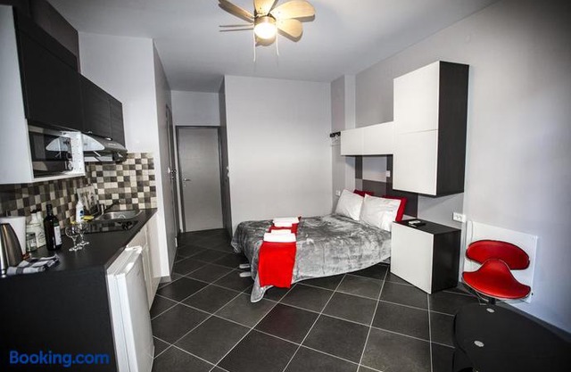 Trendy Living in Monastiraki