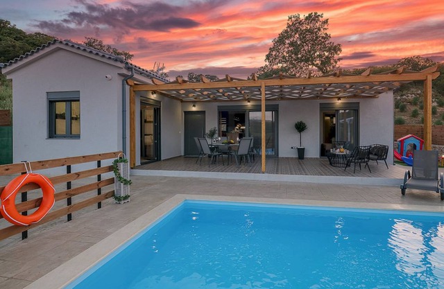 Villa Eleonas with private swimming pool