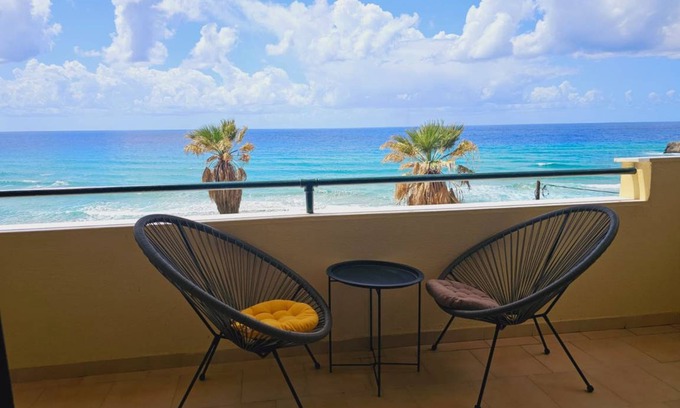 Glyfada Apartment | 100 m² Apartment ∙ 3 bedrooms ∙ 5 guests