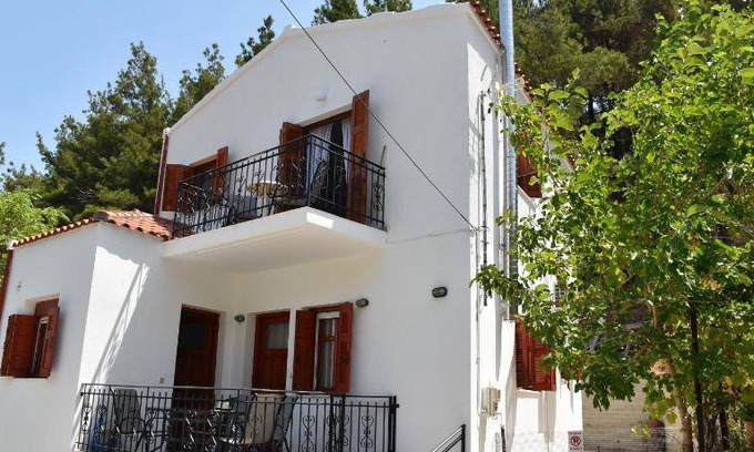 Samothrace House | 100 m² House ∙ 2 bedrooms ∙ 6 guests