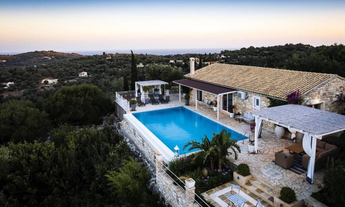 Vlachopoulatika Villa | 100 m² Villa ∙ 3 bedrooms ∙ 7 guests