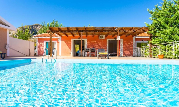 Kateleios Villa | 102 m² Villa ∙ 3 bedrooms ∙ 7 guests