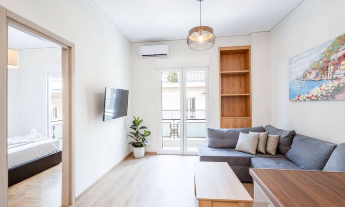 Athens Apartment | 115 m² Apartment ∙ 3 bedrooms ∙ 10 guests