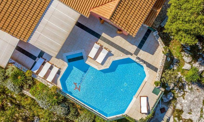 Spartochori Resort | 120 m² Resort ∙ 3 bedrooms ∙ 6 guests